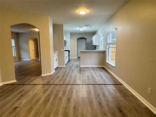 Building Photo - 14938 Deer Meadow Dr