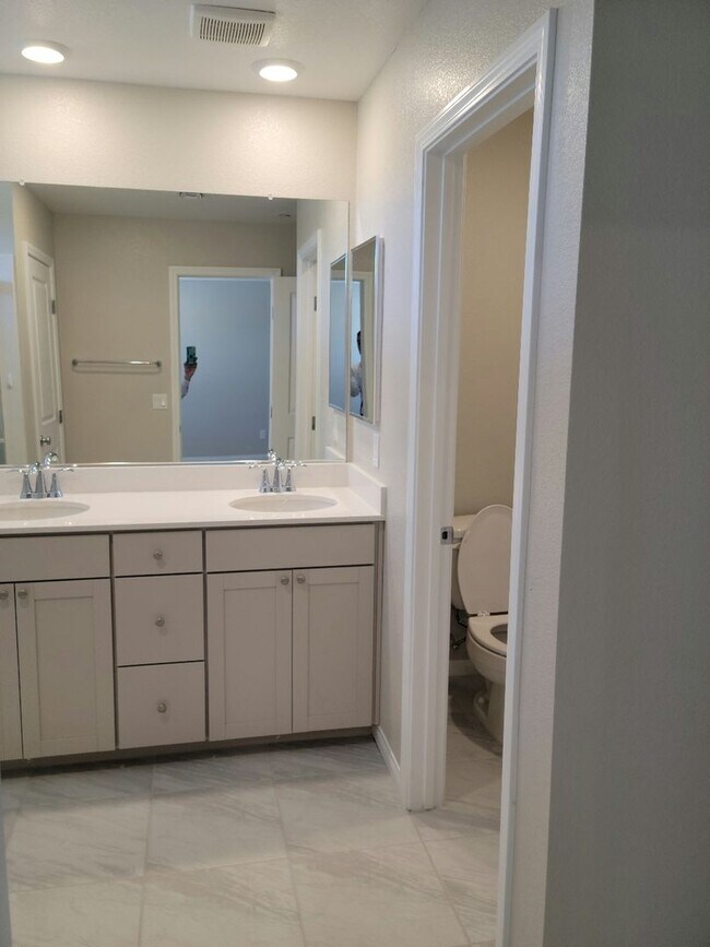 Building Photo - COMING SOON! NICE 4 BEDROOM HOME IN CENTENNIAL HILLS-NORTHWEST AREA!!!