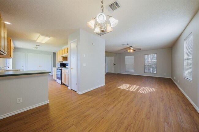Building Photo - 13812 Springheath