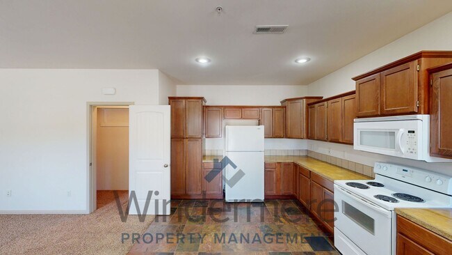 Building Photo - 1100 S College Ave