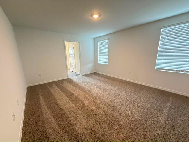Building Photo - 3578 RODEN Rd