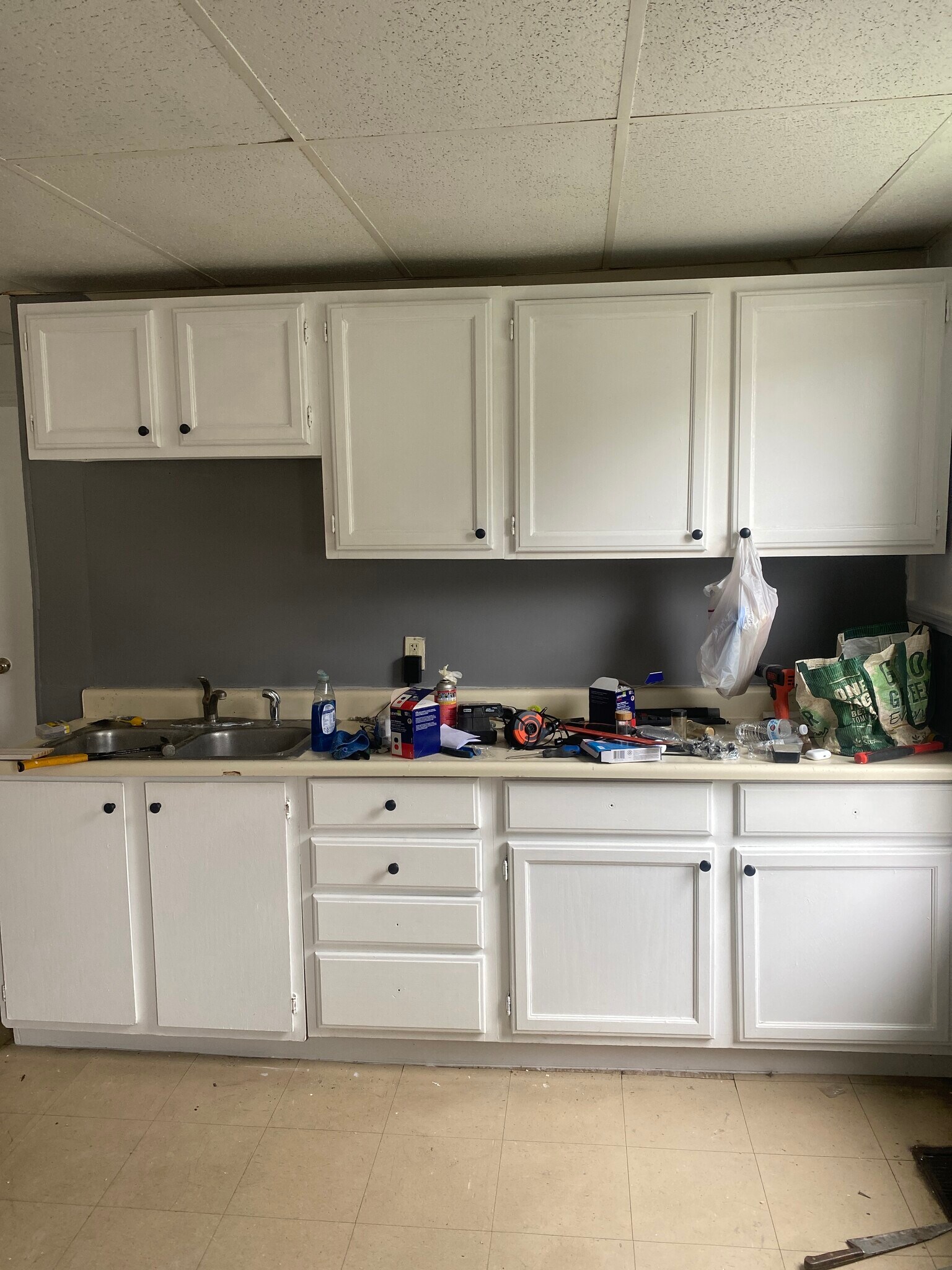 Kitchen - 8 E Kendall St