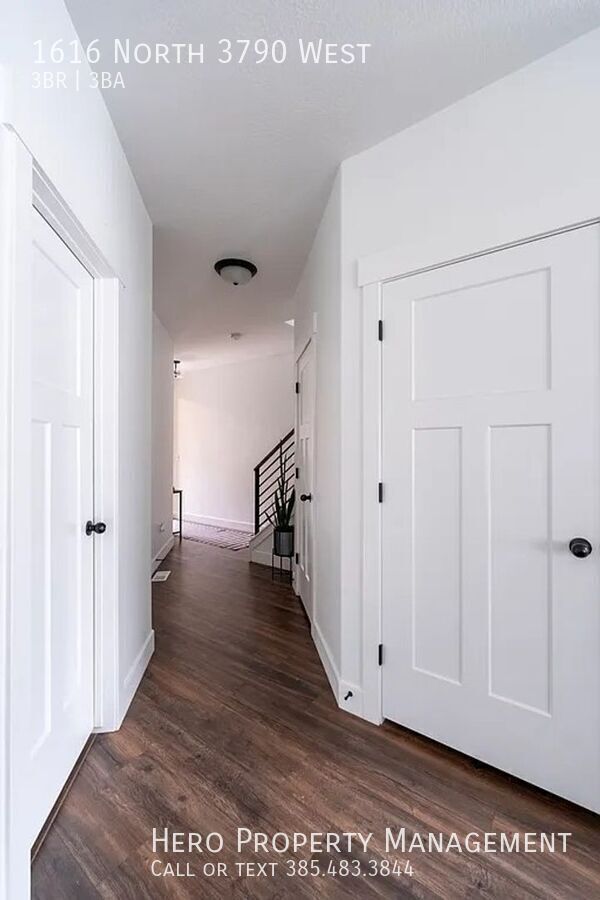 Building Photo - 1616 N 3790 W