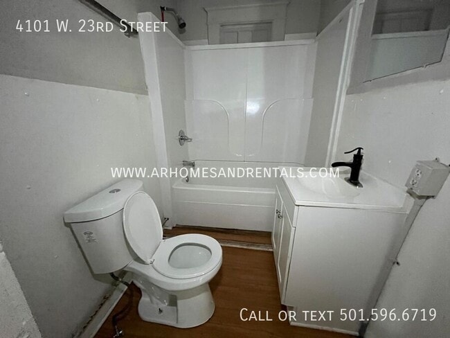 Building Photo - 4101 W 23rd St
