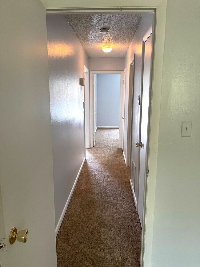 Building Photo - LH7368