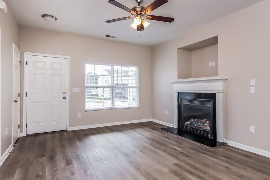 Building Photo - 806 Laurens Way