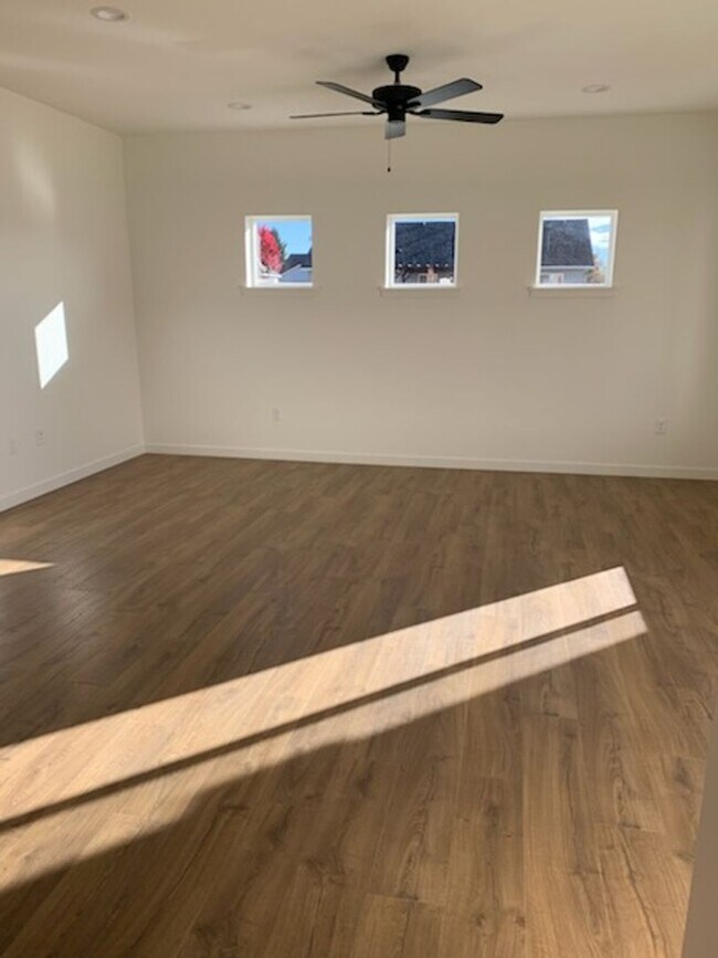 Building Photo - Brand new construction