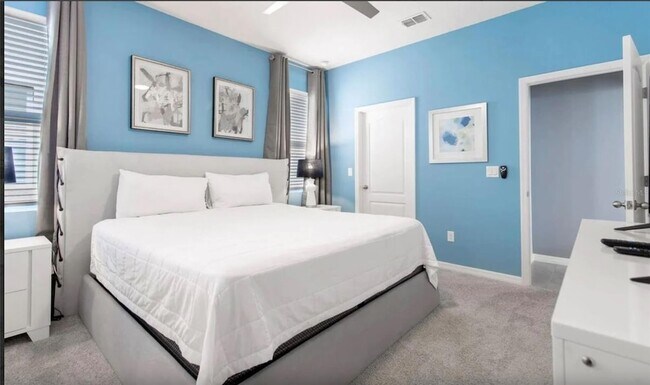 Building Photo - 7572 Oakmoss Loop