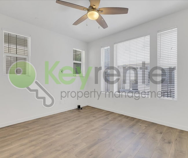 Building Photo - 487 McClatchy Way