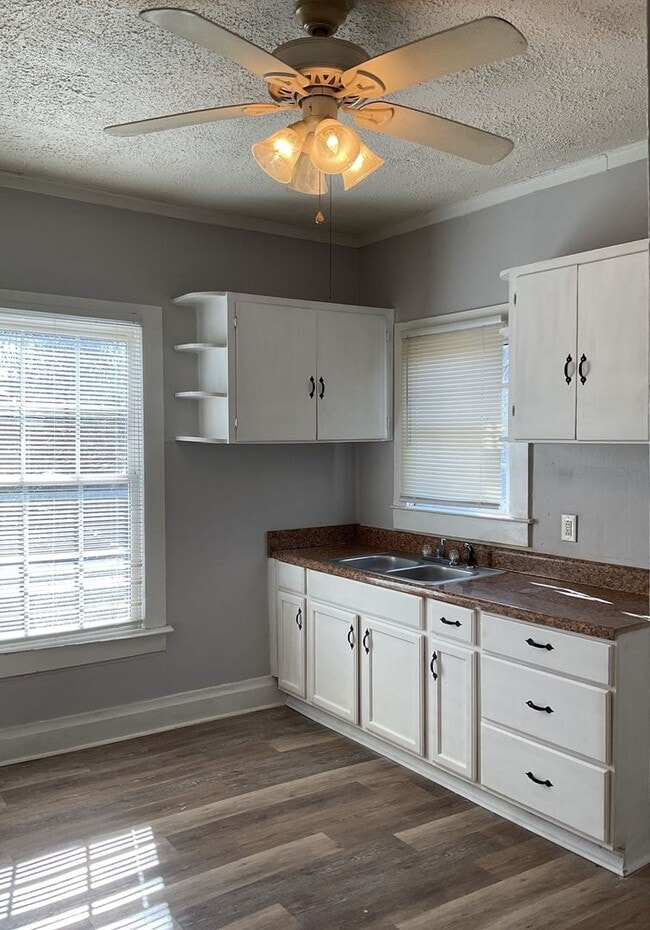 Building Photo - Two bedroom home in Gastonia