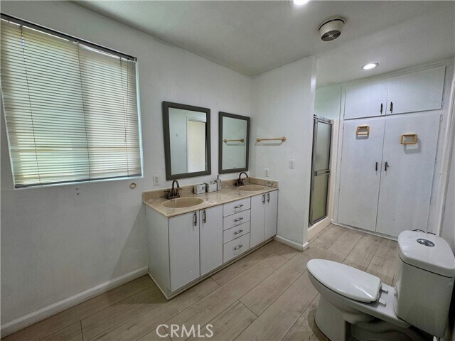 Building Photo - 3030 San Juan Dr