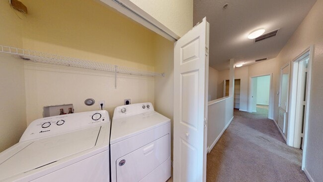Building Photo - 831 Pipers Cay Dr