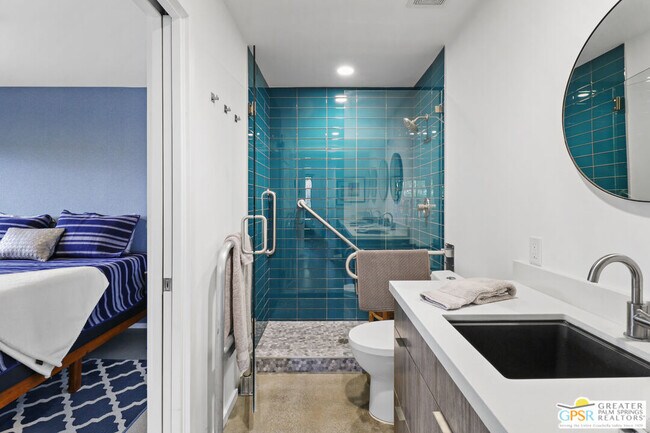 Building Photo - 353 N Hermosa Dr