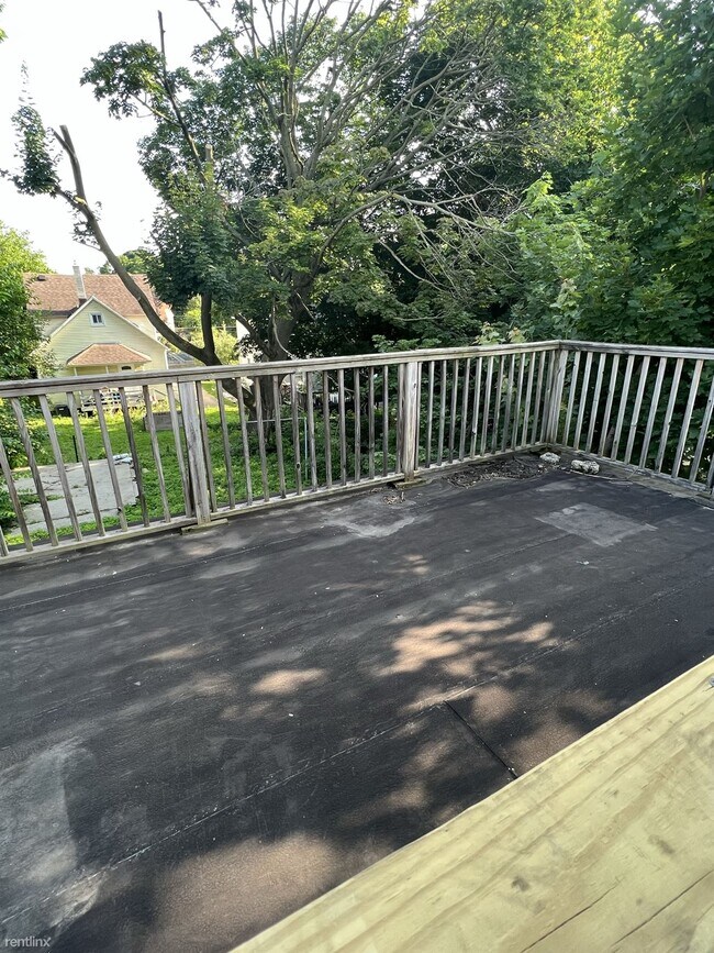 Building Photo - 4 br, 2 bath House - 918 Logan Street Sout...