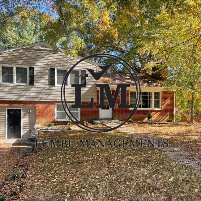 Primary Photo - 241 N Woodberry Ave