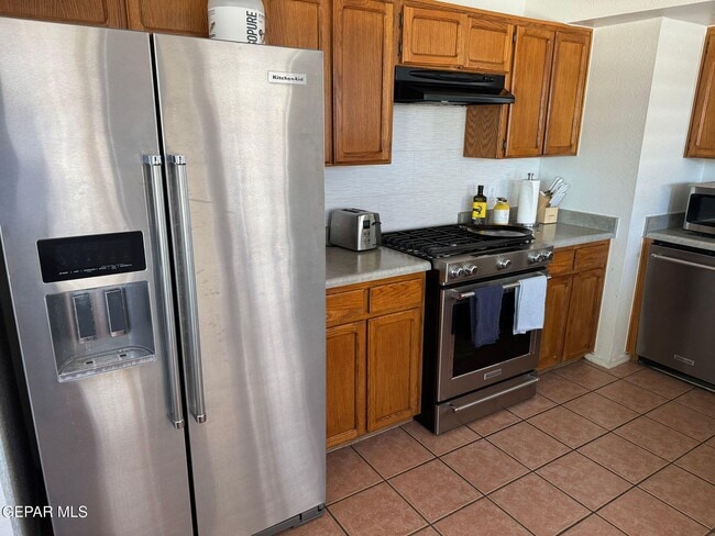 Building Photo - 1485 Desierto Rico Ave