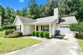 Building Photo - Fantastic 3bd/2ba home! Let yourself in!