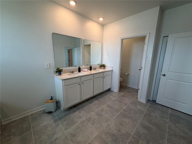 Building Photo - 125 Nine Iron Dr