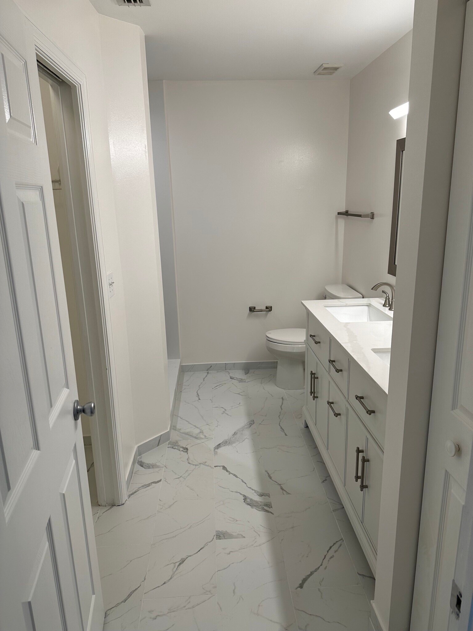 Building Photo - 156 Pebble Shores Dr