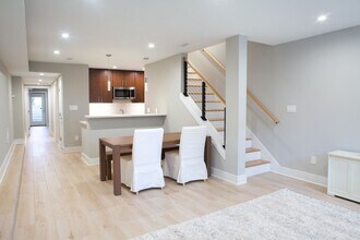 Building Photo - Stunning 1BR 1BA Lower Level in Spectacular Capitol Hill Townhome-Rent Incl Utilities