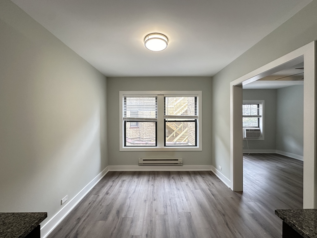 Building Photo - 728 St Johns Ave