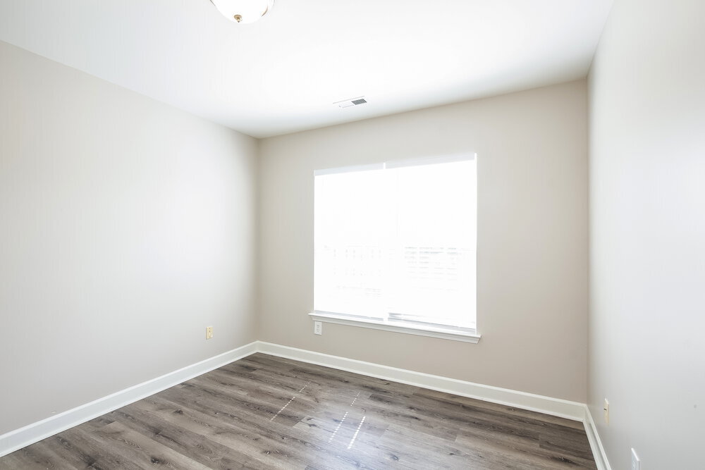 Building Photo - 248 Patrick Ave SW