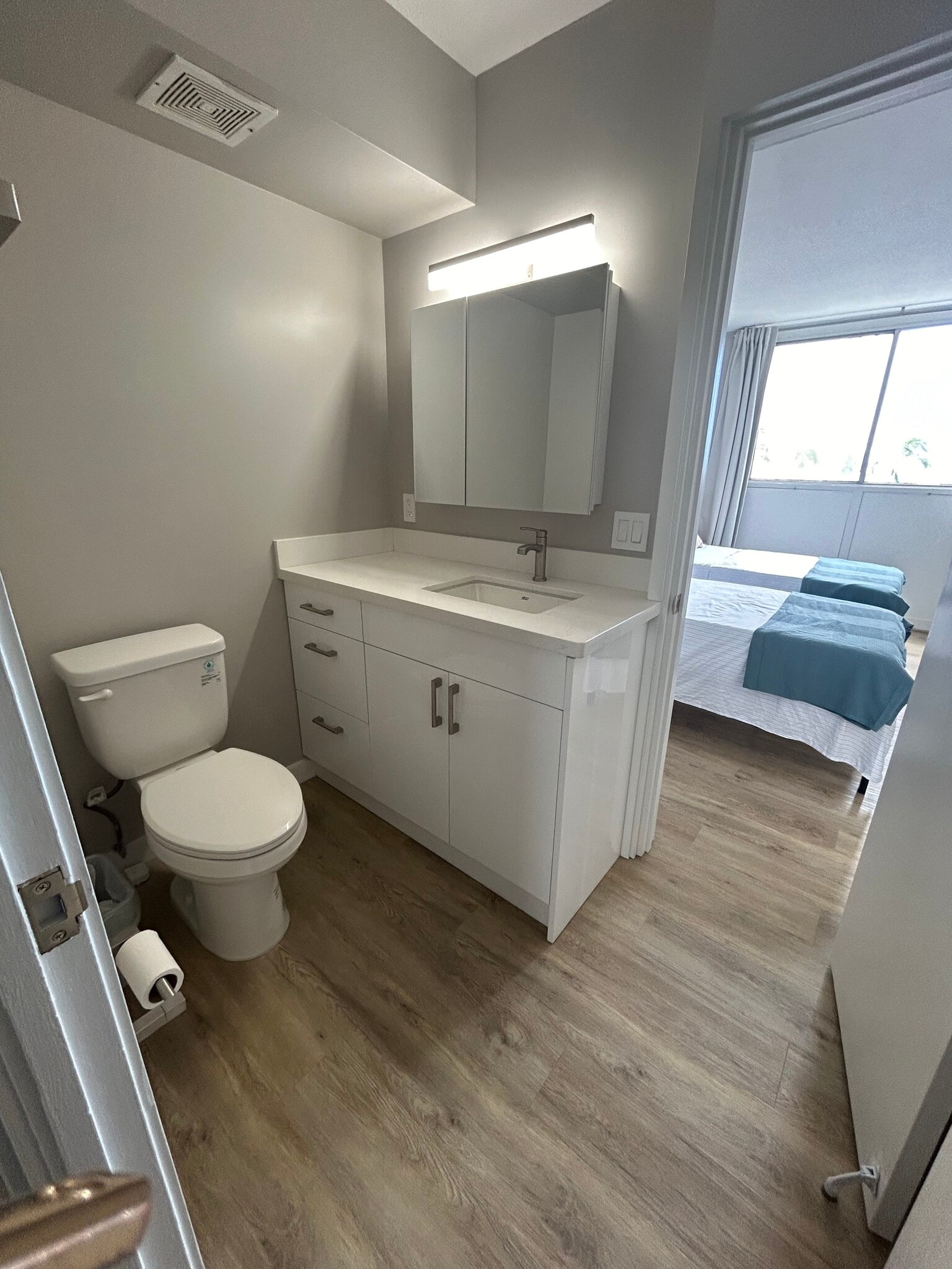 Building Photo - 1676 Ala Moana Blvd