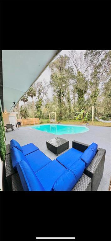 Building Photo - 611 S Seneca Blvd