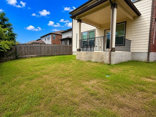 Building Photo - 2101 Split Diamond Way