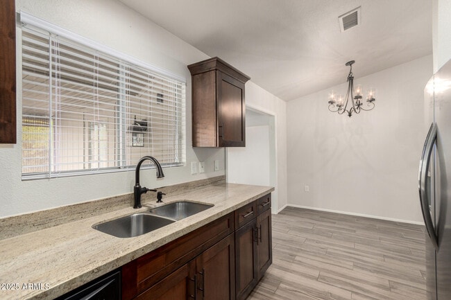 Building Photo - 12618 W Bonanza Dr