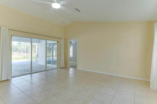Building Photo - 7146 Sablon Rd