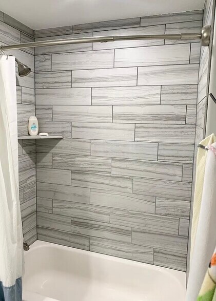 Building Photo - 1999 E Abbey Way