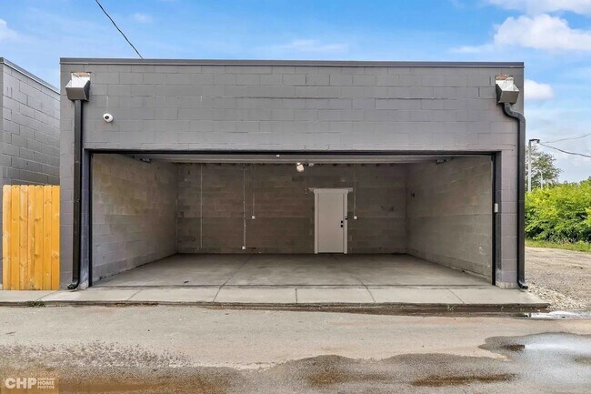 Building Photo - 5434 S Michigan Ave