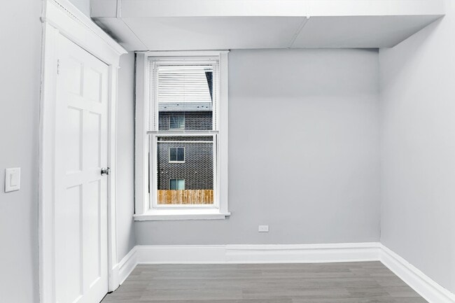 Building Photo - 5341 S Indiana Ave