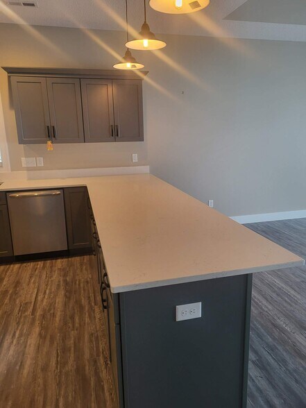 Building Photo - 2325 13th St