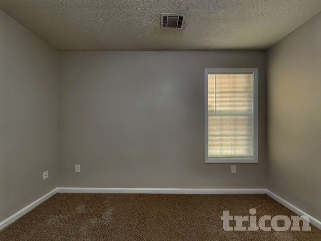 Building Photo - 294 3rd Ave