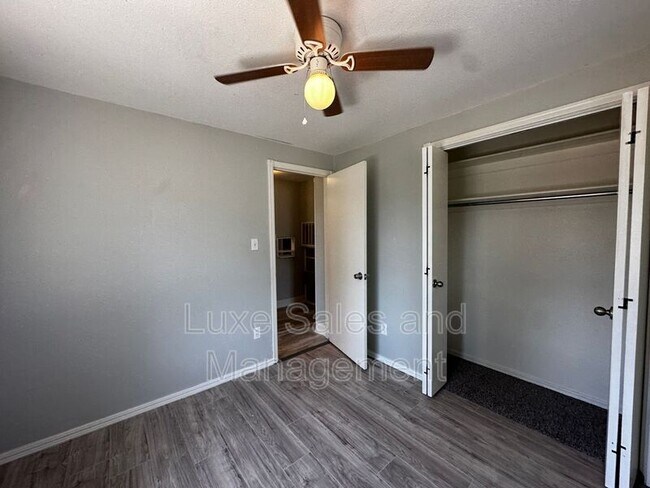 Building Photo - 3628 Firethorn Dr