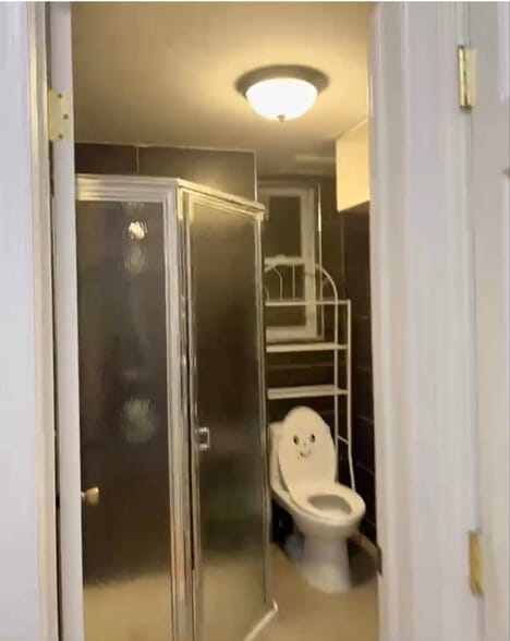 Building Photo - 9-24 College Point Blvd