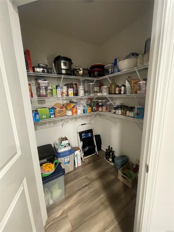 Building Photo - 84 Kohn Dr