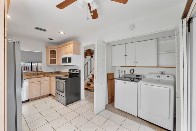 Building Photo - Spacious 2-Bed, 2-Bath with Soaring Vaulted Ceilings