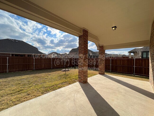 Building Photo - 14869 Nightmist Rd