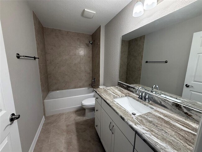 Building Photo - 10426 SW 133 Ave