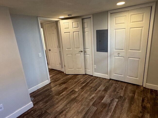 Building Photo - 1614-1616 S 4th St