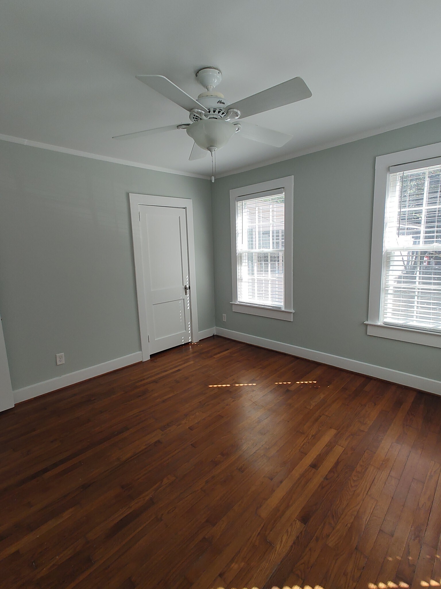 Building Photo - 1805 E Cervantes St