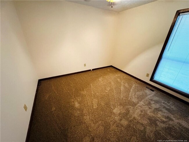 Building Photo - 446 Wilder Dr