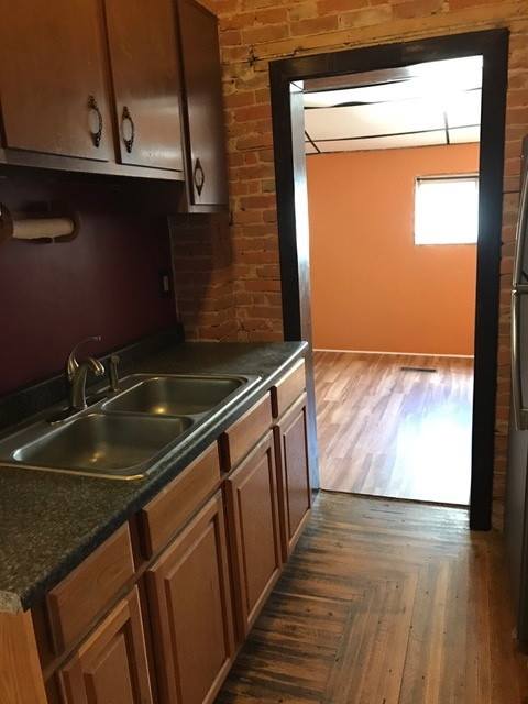 other view of kitchen - 509 Chestnut St