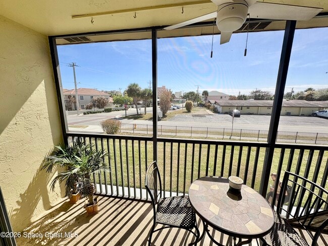 Building Photo - 7101 Ridgewood Ave