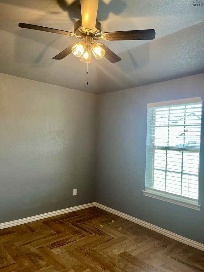 Building Photo - 5021 Olivia Ln