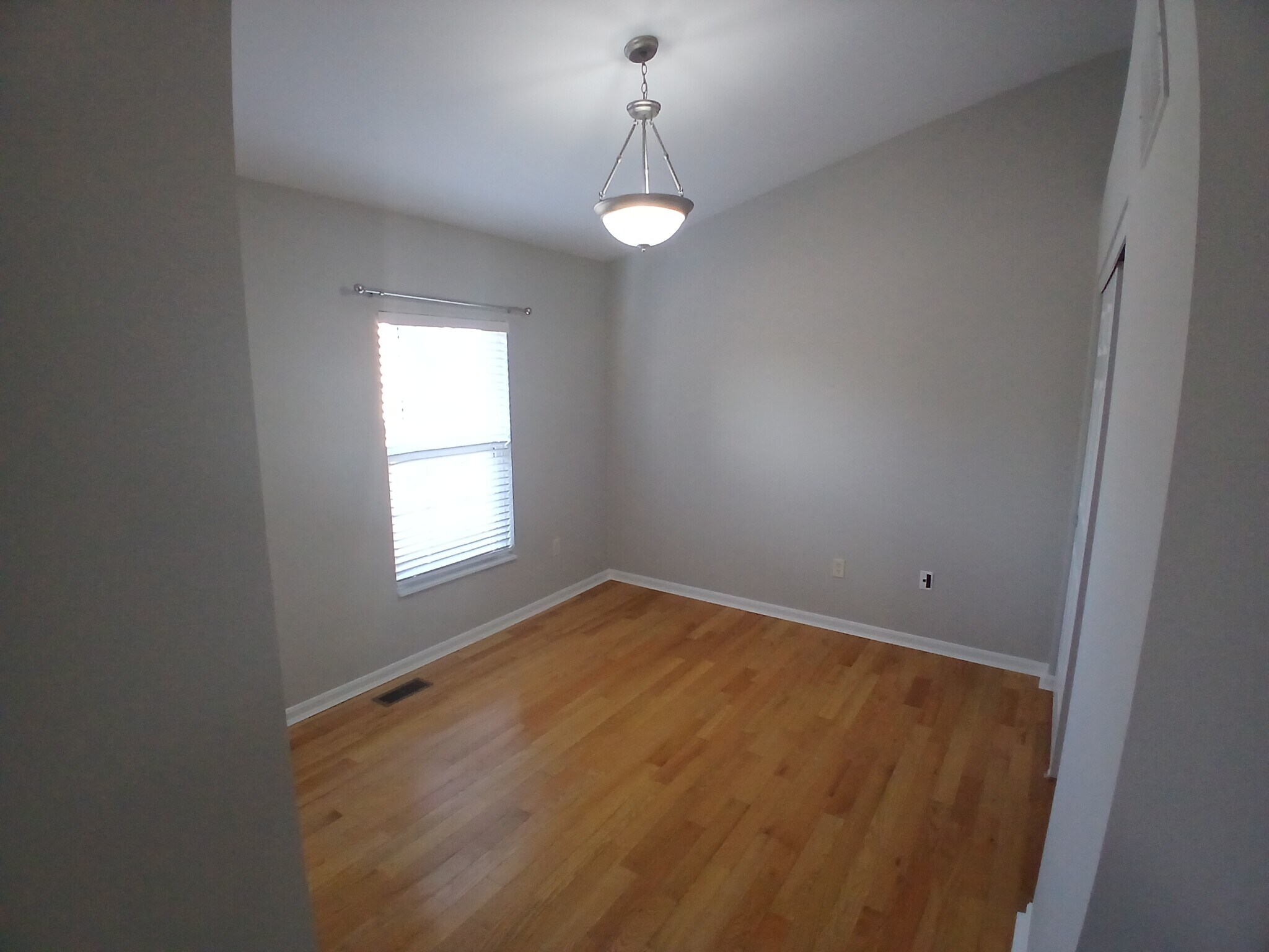 Building Photo - 1445 Urlage Dr