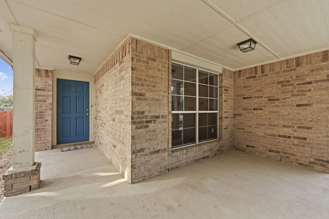 Building Photo - 920 Coronation Way